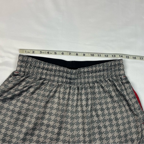 Nike Lebron James Mens Houndstooth Basketball Shorts Sz Medium Y2K Grey/Red C2 - Picture 7 of 9